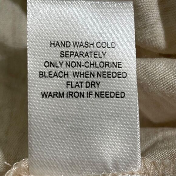 Daniel Rainn Shirt Women's Medium Cream V-Neckline Front Back Sleeveless Airy - Picture 6 of 8